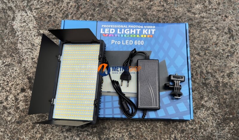 [483] Đèn LED trợ sáng quay video chụp hình 50W U800+ - Metrophone